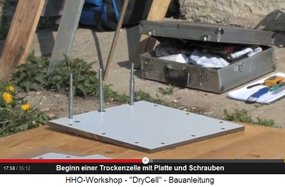 Beginn des Baus einer Trockenzelle mit
                          Platte und Schrauben