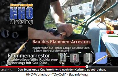 Das 10cm lange
Kupferrohrstück wird abgebrochen Das 10cm lange Kupferrohrstück wird
abgebrochen