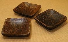 snack bowls of palm
              wood