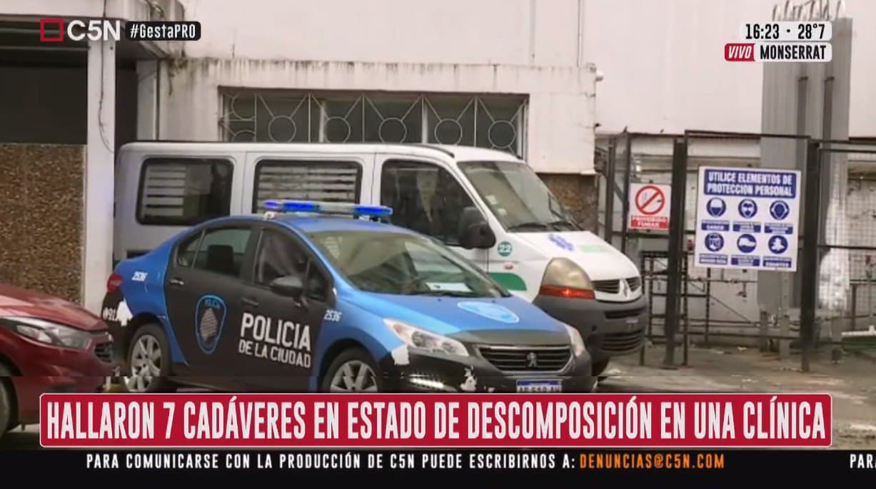 Leichendesaster in einer Klinik in Córdoba
(Argentinien) Quartier San Nicolás 13.2.2022: Klinik
hat 7 Leichen ohne Kühlung gestapelt: Encuentran siete
cadáveres en descomposición en una clínica privada de
la Ciudad Leichendesaster in einer Klinik in
Córdoba (Argentinien) Quartier San Nicolás 13.2.2022:
Klinik hat 7 Leichen ohne Kühlung gestapelt:
Encuentran siete cadáveres en descomposición en una
clínica privada de la Ciudad