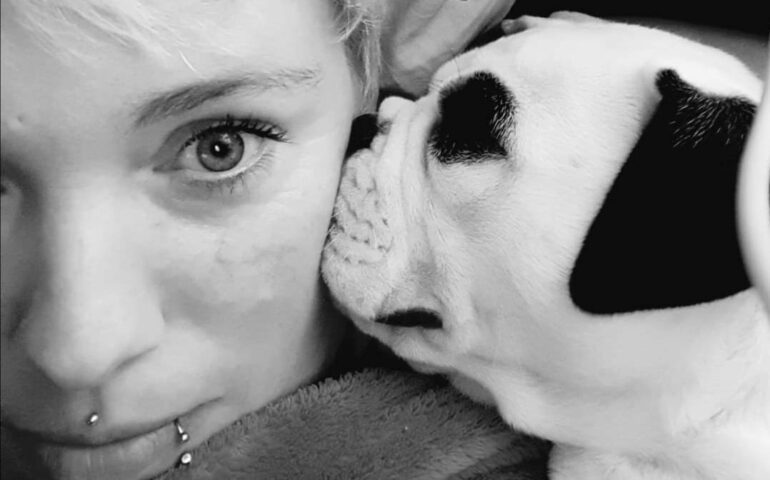 GENimpfmord Kieselbach (Th�ringen)
                  18.2.2022: Daniela ist mit ca.30 weg: Junge Mama aus
                  Kieselbach stirbt unerwartet - Freunde starten
                  Spendenaktion f�r ihre Kinder