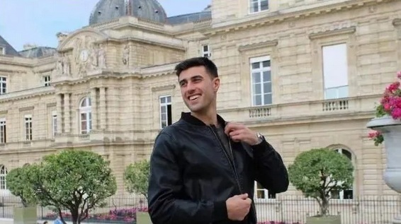 GENimpfmord 1G-Fascho-Italien 5.3.2022:
Fussballer Alessandro Grazioli ist mit Leukämie mit 26
weg: Fußballprofi Alessandro Grazioli mit nur 26
Jahren an einer akuten myeloischen Leukämie
verstorben, die sich im Oktober erstmals
manifestierte. Meldung vom 4.3.22 GENimpfmord
1G-Fascho-Italien 5.3.2022: Fussballer Alessandro
Grazioli ist mit Leukämie mit 26 weg: Fußballprofi
Alessandro Grazioli mit nur 26 Jahren an einer akuten
myeloischen Leukämie verstorben, die sich im Oktober
erstmals manifestierte. Meldung vom 4.3.22