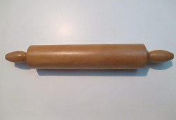 Bandscheiben und Ischiasschmerzen heilen mit
                    der K�chenrolle (Wallholz) zwischen R�cken und
                    Matratze