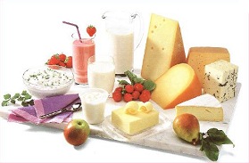Milchprodukte:
Milch, Jogurt, Butter, Käse Milchprodukte: Milch, Jogurt,
Butter, Käse