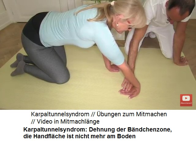 �bung 1b gegen Karpaltunnelsyndrom: Dehnung
                  der B�ndchenzone, die Handfl�che ist angehoben in der
                  Luft