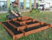 Raised bed
                          pyramid