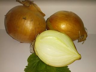 Yellow kitchen
                  onions