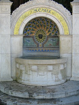 General-Guisan-Quai-Brunnen,
                            Z�rich, Schweiz