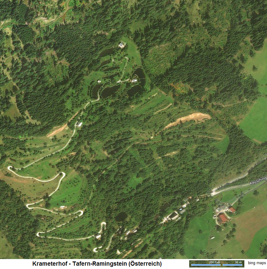 Satellitenfoto
                  vom Krameterhof, Totalansicht mit unteren und oberen
                  Teichen