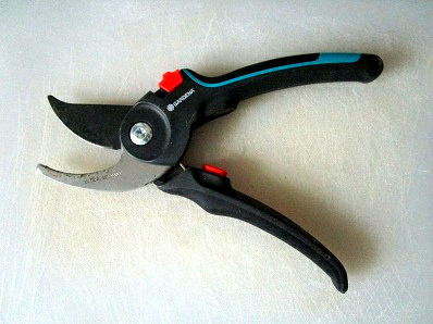 Baumschere von Gardena offen