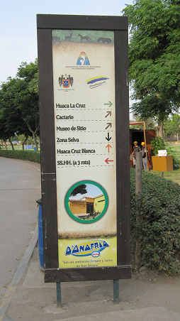 Die Wegweisertafel zum Kakteengarten