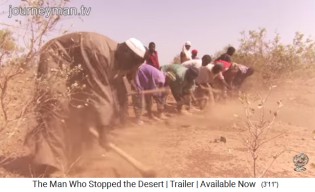 M�nnergruppe hackt Zai-L�cher in den
                    Erdboden 01