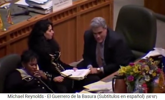 Renni Zifferblatt con miembros del comité
en el salón de plenos de Santa Fe Renni
Zifferblatt con miembros del comité en el salón de
plenos de Santa Fe