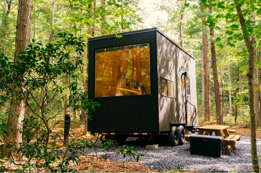 Für viele Menschen erfüllen die
Tiny Homes auch ein Bedürfnis nach
einem Lebensstil im Einklang mit der
Natur Für viele Menschen
erfüllen die Tiny Homes auch ein
Bedürfnis nach einem Lebensstil im
Einklang mit der Natur