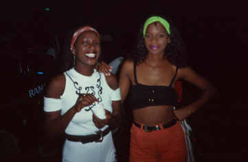 Strandmädchen auf Santo Domingo in
Sosua Strandmädchen auf Santo Domingo in
Sosua