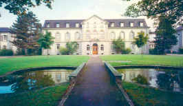 Psychiatrische
                      Klinik, z.B. in Wil, Schweiz