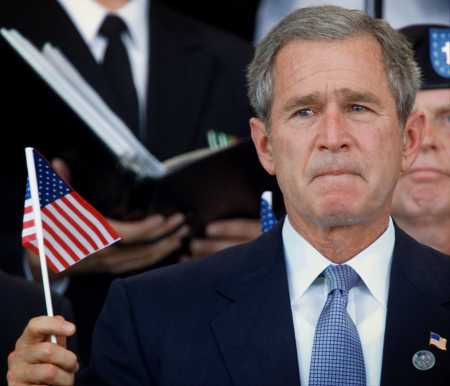 Ex-Alkoholiker
                      George W. Bush, Pr�sident der "USA",
                      sein Hirn ist z.T. weggefressen...
