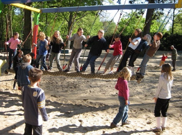 Long swing 01 with a thick rope and
                            with many ropes, with a sandy soil, near
                            animal park of Hagenbeck in Hamburg,
                            Germany