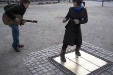 Dancing chimes, no
                            location