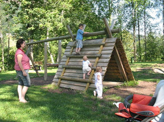 Unterstand 01, ein niedriges Haus
                                  in Wolfurt, �sterreich