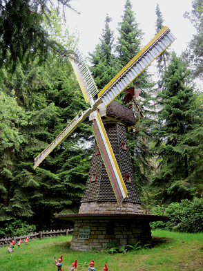 Märchenwald
Ibbenbüren 09, eine Windmühle Märchenwald Ibbenbüren
09, eine Windmühle