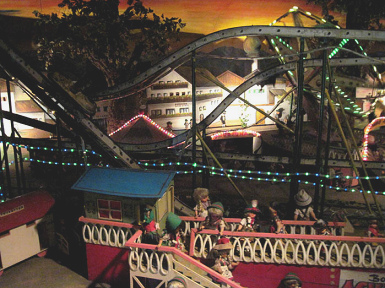 Märchenwald Ibbenbüren 13,
Kirmes-Modellbahn mit Achterbahn Märchenwald Ibbenbüren 13,
Kirmes-Modellbahn mit Achterbahn