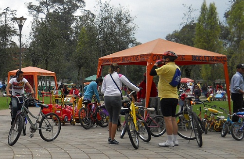 Fahrrad ausleihen f�r
                                          Erwachsene 01, Ejido-Park in
                                          Quito, Ecuador