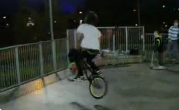 Biking mit Drehung um
                            360 Grad, Horfield, Bristol, England