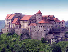 Der Inn in Deutschland: Burghausen,
                        Burg